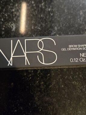 NARS Brow Shaping Gel in Black - Brow Definition Gel